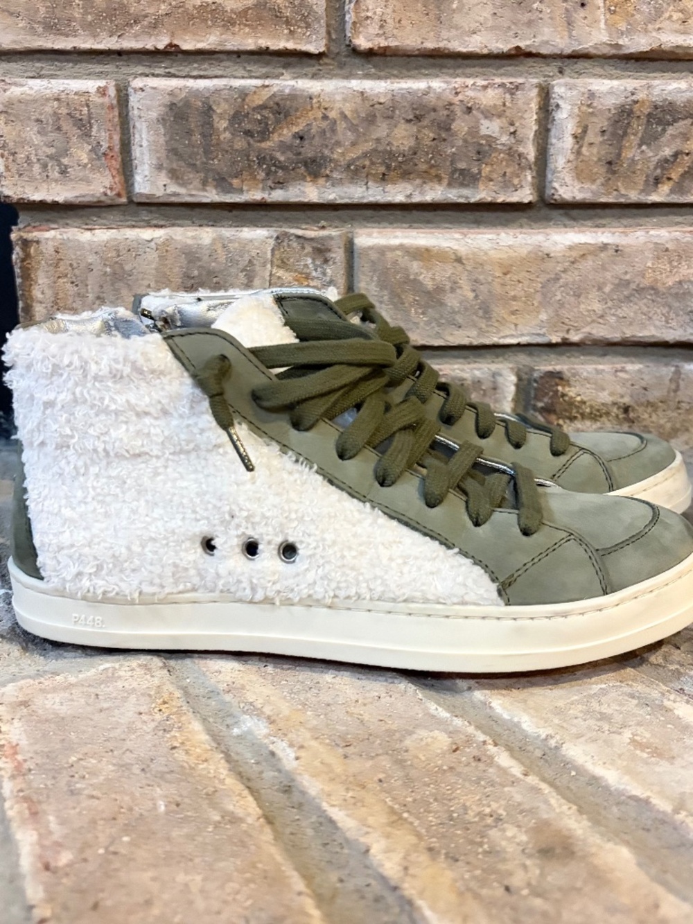 P448 Sneakers Women's Skate Wad Hi-Tops Green White Sherpa